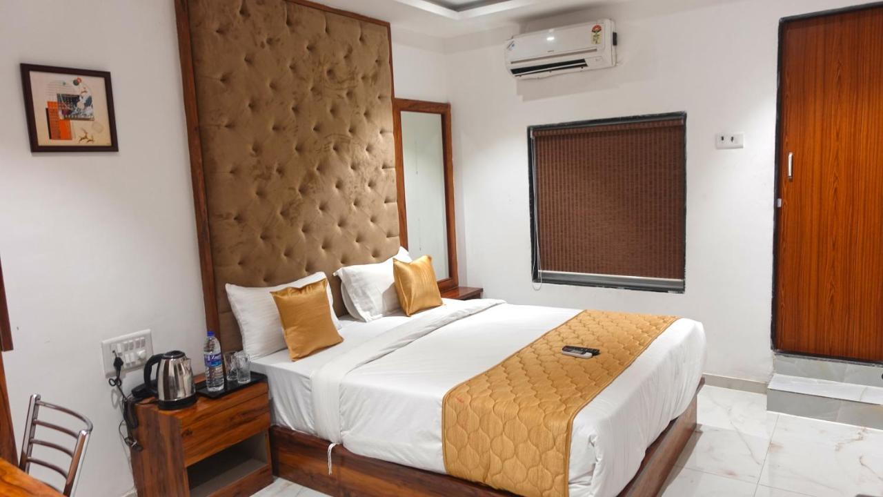 Hotel Palms Residency, Chembur Mumbai Exterior foto