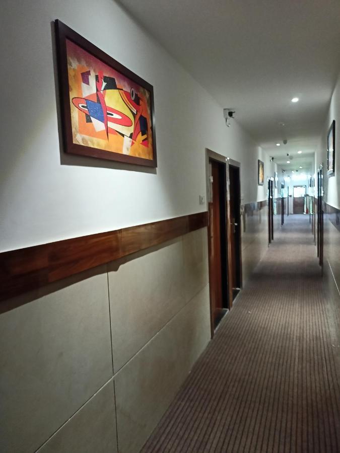Hotel Palms Residency, Chembur Mumbai Exterior foto